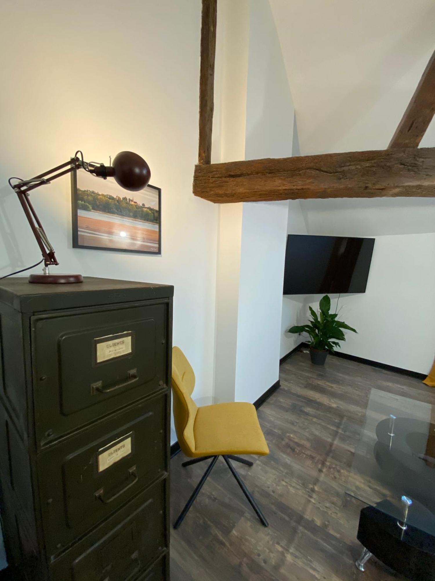 La Propriete de Bacchus Apartment Saumur Cameră foto